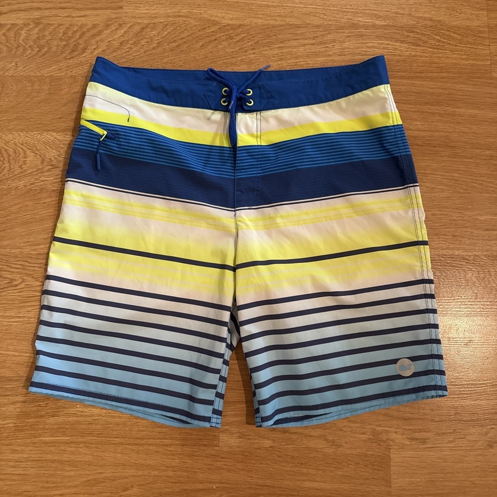 Vineyard Vines Board/Swim Shorts Men's 36 Multicolor Striped Stretch Whale‎ Logo